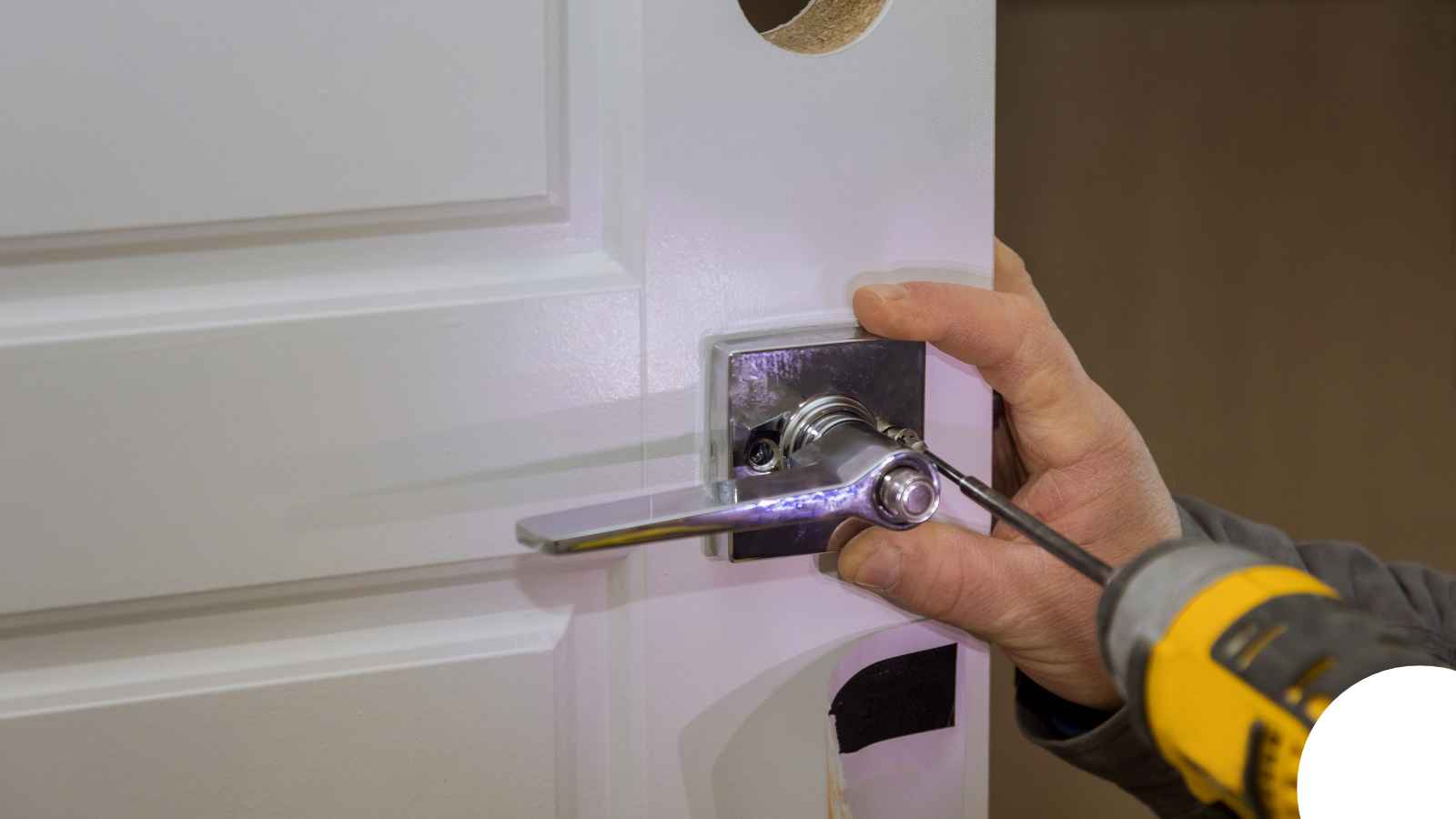 Locksmith in Phoenix, AZ — Jason Deadbolt Installation Phoenix